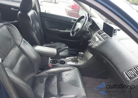 2006 Honda Accord 3.0 Ex z USA, uszkodzony, nr VIN 1HGCM66526A010086